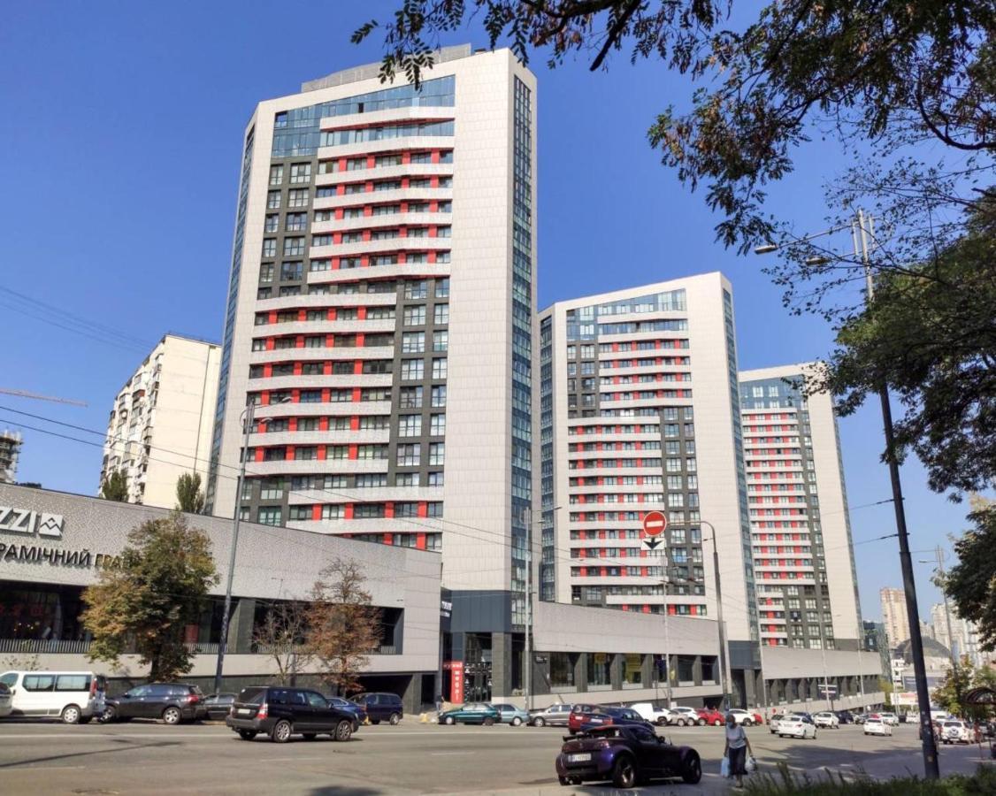 Petrovdom 12-95 Loft Apartments At Rc Kvartet, 16Г Vasyl Lypkivskyi Street Kiew Exterior foto