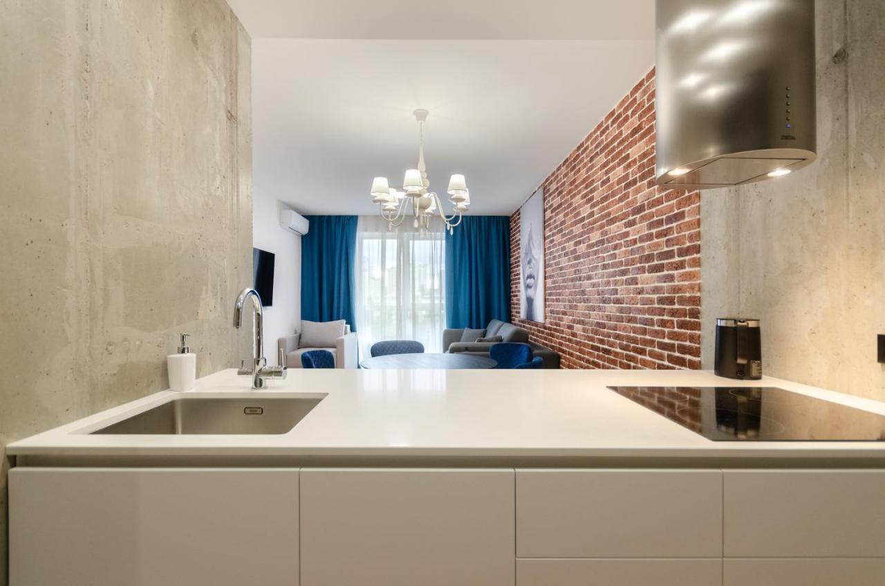 Petrovdom 12-95 Loft Apartments At Rc Kvartet, 16Г Vasyl Lypkivskyi Street Kiew Exterior foto