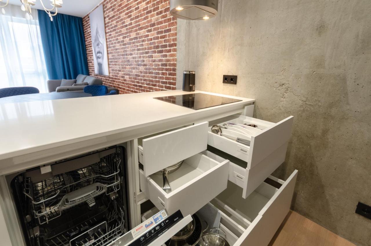 Petrovdom 12-95 Loft Apartments At Rc Kvartet, 16Г Vasyl Lypkivskyi Street Kiew Exterior foto